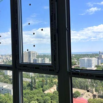 СРОЧНО!!! В продаже от собственика трехкомнатная квартира На Фонтане в новом доме МОДЕРН. Красивейший вид с каждого окна на город и Море