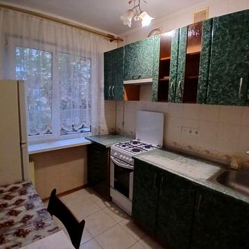 Сдам 2х ком на Таирова 2й этаж газ.