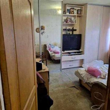 Продам 1 к кв метро Масельського