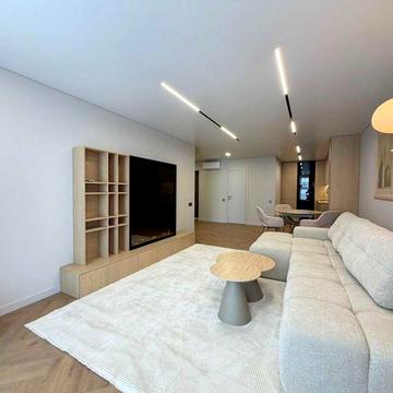 Продаж квартири в ЖК Америка, вул. В. Великого з дизайнерським ремонтом