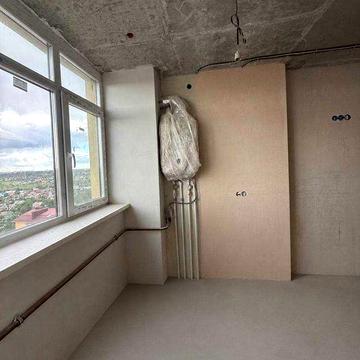 БЕЗ комісії ! 2-кімнатна квартира з терасою 19,5 м² Частковий ремонт Центр Ірпеня Держ програми ТАК!