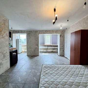 Продам 1 к. квартиру ул. Янгеля ( р-н Титова)