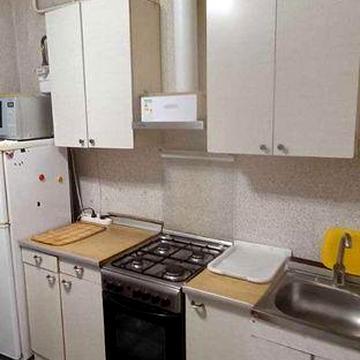 Продам 2-комн. квартиру на Левом берегу, 5 мкр