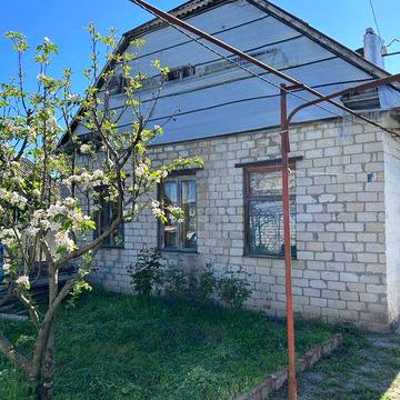 Продаю дом в р-не рынка Колос