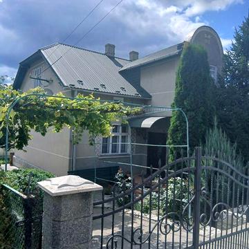 Продаж 4к Дім Телевізійна вулиця