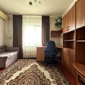 Без %! Продаж 2-кімнатної квартири пр.Червоної Калини 49. Газ!