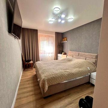 Продам квартиру 4 кімнати