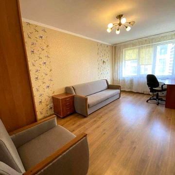 Патріарха Мстислава Скрипника, 13 (Островського), Соломянка, оренда 1к