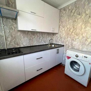 Здам 1 кімн  квартиру  рн Коледжу політех