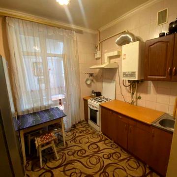 Оренда 2К кв., з автономним опаленням