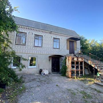 Продам дом на решкуте с выходом к реке