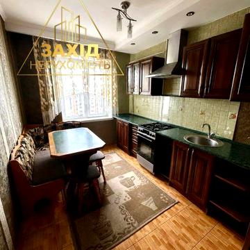 Продаж трикімнатної квартири на вул. Кравчука р-н гімназії Nº21