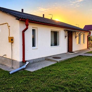 Продається Будинок у селі Залісці