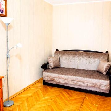 БЕЗ КОМІСІІ продаю власну 1к кв-ру метро Шулявська пров.Машинобудівний,27 балкон 3 поверх газ бойлер пральна машина кондиціонер меблі. ДЕРЖПРОГРАМИ