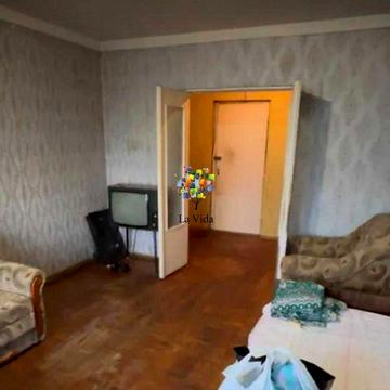 Продаж 2к квартири вул.Миколи Закревського 35