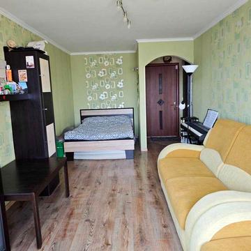 Продаеться 1 кімн квартира Вишгородська 47а
