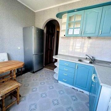 Продаж 3 кімнатної квартири на Подолі вул. Межигірська хвилина від метро Тараса Шевченка БЕЗ%