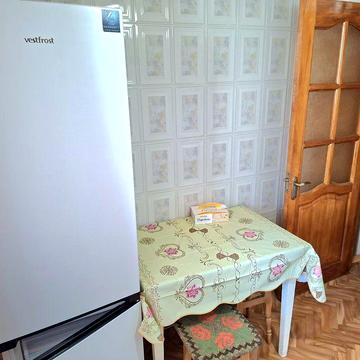Киев,ул.Андрея Малышко.Сдается хорошая,чистая 1 комнатная квартира. Рядом ст м Черниговская 8 минут пешком!