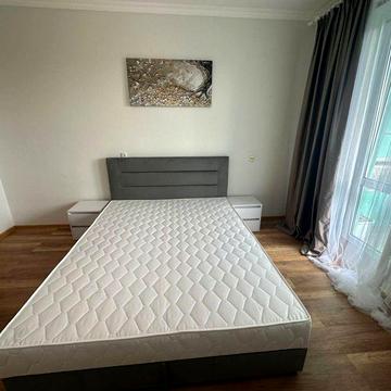 Продам 3-кімнатну квартиру 66 м2.  Район 12 школи .