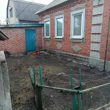 Продам приватний будинок.Торг.
