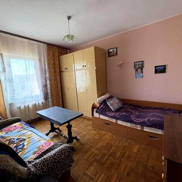 Продам  2-х кімнатну  квартиру від власника