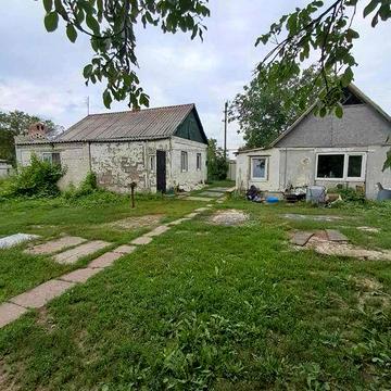 Продам 3-х км дом с удобствами. Участок 25 соток.