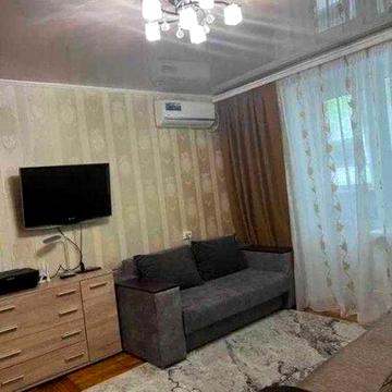 Продам  1 кімнатну квартиру Одеськая