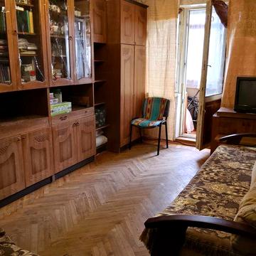 продам 2- х комн Новые дома, средний этаж