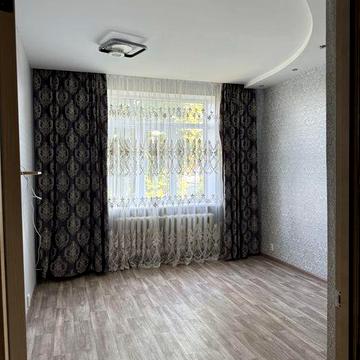 Продам квартиру Лысая  гора.