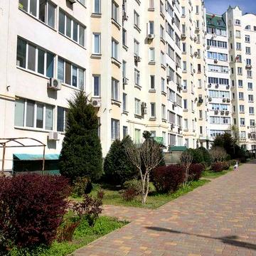 Продам:2-х ком.кв.,3 этаж,общ.пл.87м,необычной планировки.