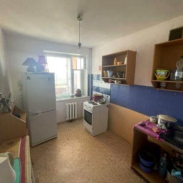 Продаж 1- но кімнатноі в центрі міста , Украінка