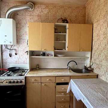 Продаж 1к з ремонтом . без комісії