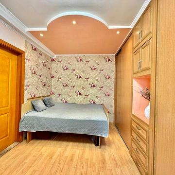 Продаж 3-кімнатної квартири з індивідуальним газовим опаленням у Бучі