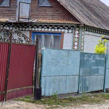 Продам будинок . с.Новоставці