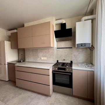 Долгосрочная аренда 1 комн квартира Таирова Вильямса Низкий этаж Газовый котел
