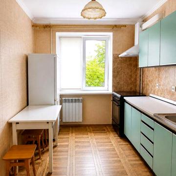 Поділ Татарка Шевченківський район вул. Печенізька, 1/7 оренда 2к 50м2