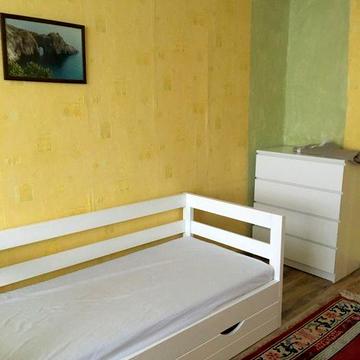 Сдам 3к квартиру  3000+коммунальные.
