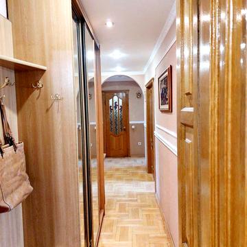 Оренда  3 кімнатна квартира вул. Патона, чешка, євроремонт, меблі.