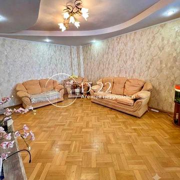 Оренда 3 кімнатної квартири вул Харківське шосе 150/15