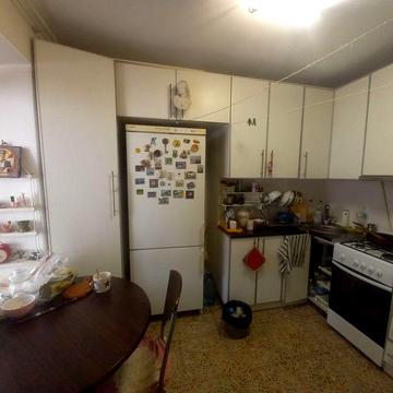 Продам свою 2 комн квартиру в Центре с Агв