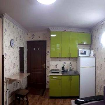 Продам смарт-кімнату з власною кухнею та санвузлом