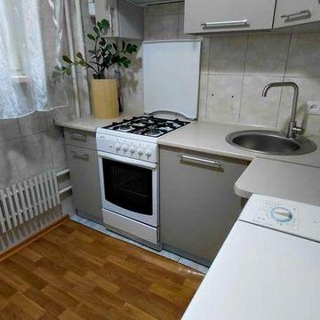 Здам 2кв біля метро Студентська