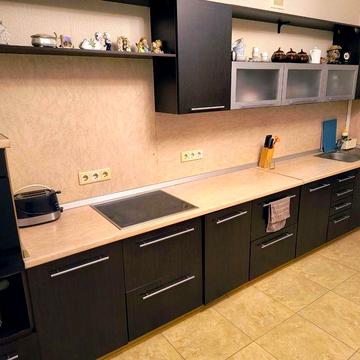 Продам трьохкімнатну квартиру Урлівська 15