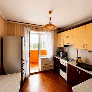 3-кімнатна квартира 71,6 м² | 7/10 поверх | Цегляний будинок | Газ | С.Лифаря 16