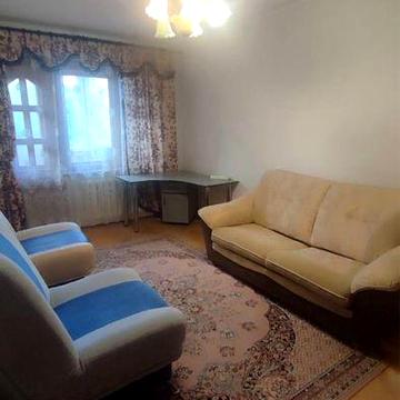 Оренда 2 кімнатної квартири по вул. В. Червонія