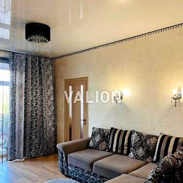 Продам двокімнатну квартиру, пр-т Миру, б. 21, м. Чернігів. Центр.