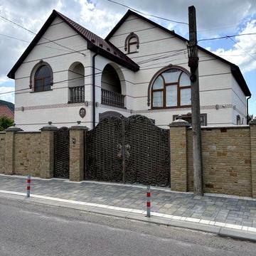 Продається будинок м. Виноградів вул. Ковача 27