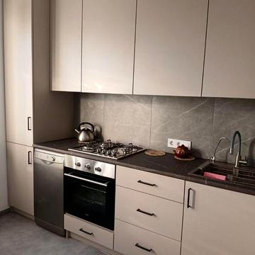 Здам затишну 2-к квартиру 53 м² з повним комплектом техніки, 297 кв-л