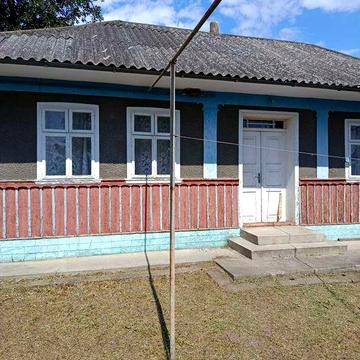 Продаж будинку та земельної ділянки в с. Погорілівка