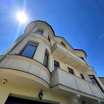 продаж елітної 3-кім квартири клубного типу в центрі вул. Республіканська